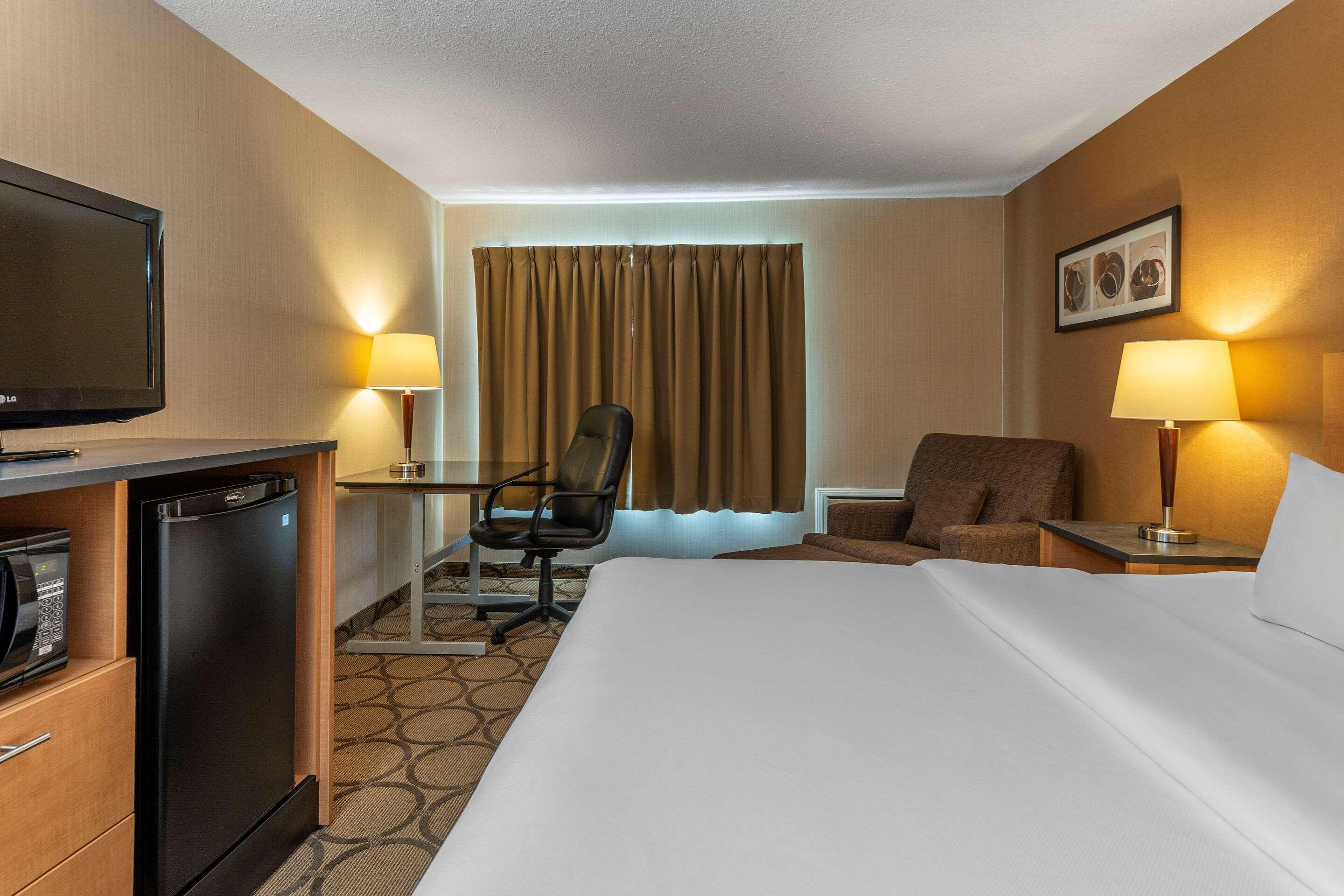 Comfort Inn Sept-Îles Buitenkant foto
